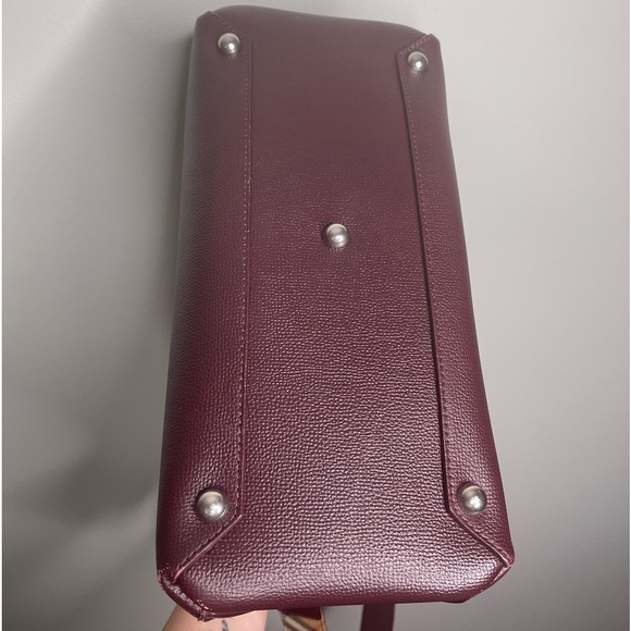 BURBERRY Mahogany Red Pebbled Leather House Check Medium Banner Tote Bag! - Picture 6 of 13